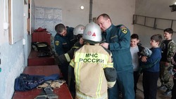 Школьникам Степновского округа рассказали о работе спасателей в МЧС